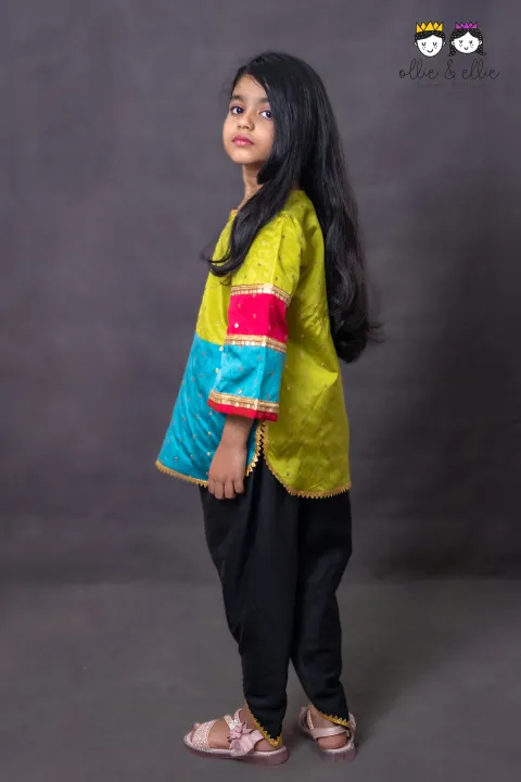 Girl%20Baby%20Dress%202%20PCS%20Set%20Using%20Best%20Quality%20Fabric%20for%204-12%20Years%20Baby%20-%20Image%204