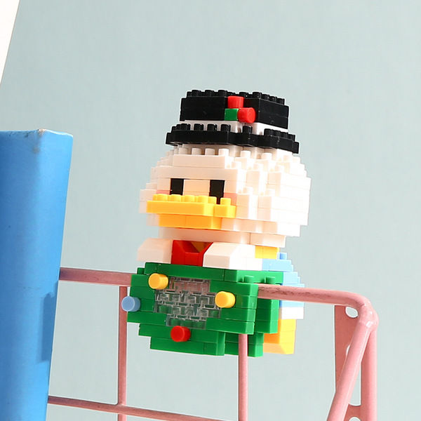 Building%20Block%20Toy%20Figure!%20-%20Image%202