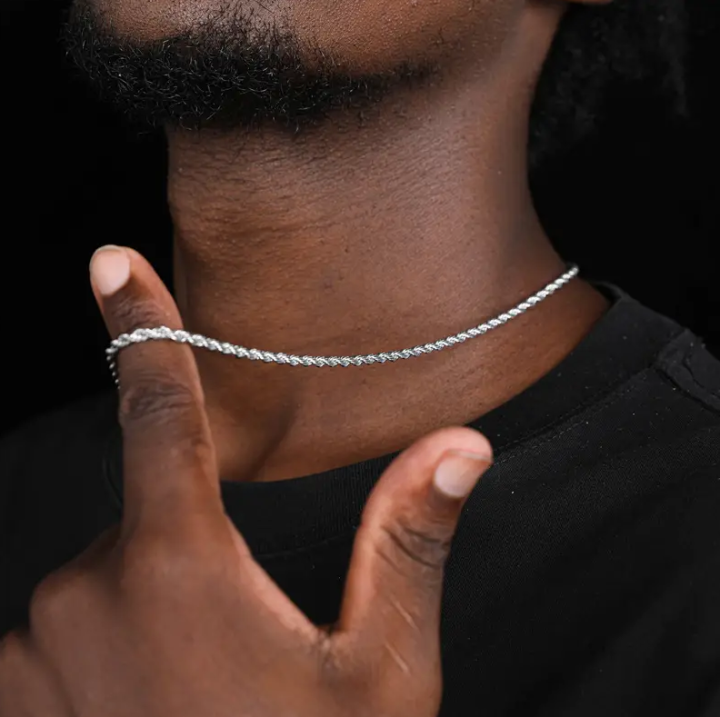 Stainless%20Steel%20Cuban%20Minimalist%20Link%20Chain%20For%20Men%20-%20Image%206