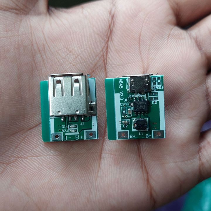 Mini%20Power%20Bank%20Module%205V%201A%20(For%20Li-ion%20Battery)%20-%20Image%204