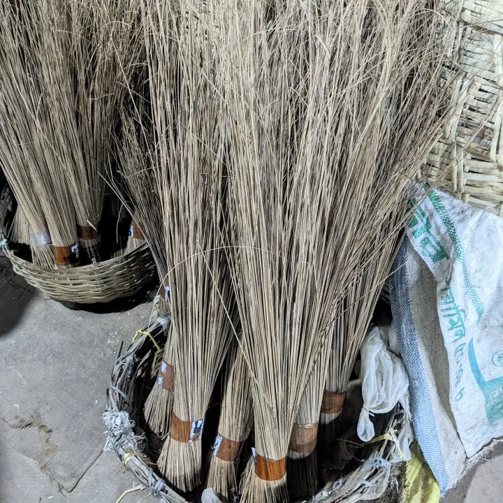 1Pcs%20Coconut%20Stick%20Broom%20for%20sell%20-%20Image%202