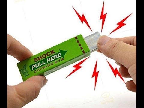 Shock%20chewing%20gum%20shaped%20toy-%20White%20(1%20pcs)%20-%20Image%204