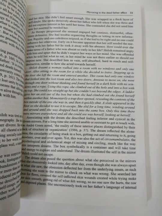 The%20Absent%20Father%20Effect%20on%20Daughters:%20Father%20Desire,%20Father%20Wounds%20by%20Susan%20E.%20Schwartz%20-%20Premium%20-%20Paperback%20-%20Image%204
