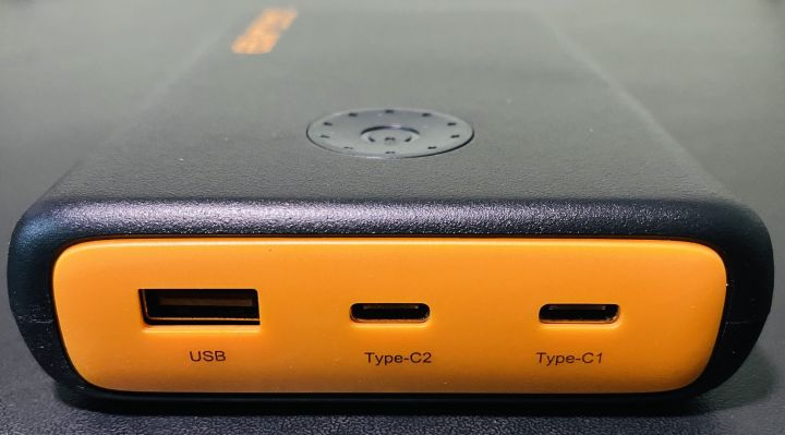 Mobile/Laptop%20Power%20Bank%2020000%20mah%2065+18%20watt%20-%20Image%203