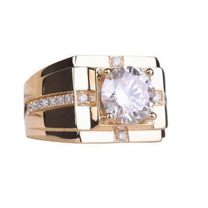 Classic%20High%20Carbon%20Diamond%20High%20Simulation%20Men's%20Diamond%20Ring%20Imitation%20Moissanite%20Plated%20Yellow%20Gold%20Domineering%20Wedding%20Ring%20Wholesale%20-%20Image%205