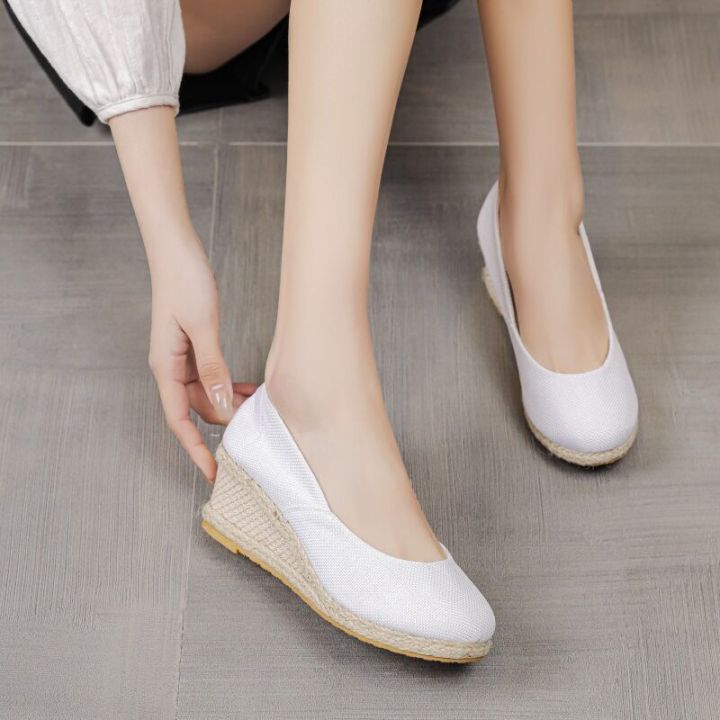 2024 Slope Spring and Autumn New Shallow Mouth Korean High Heel Women's Nurse Pointed Grass Knitted Single Shoes for Women