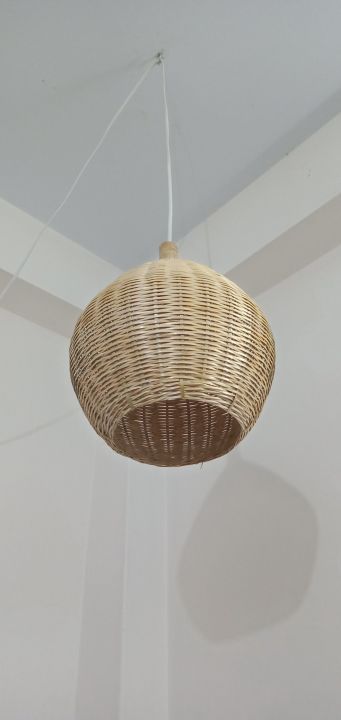 Bamboo%20Made%20Ceiling%20Hanging%20Lampshade%20-%20Image%205