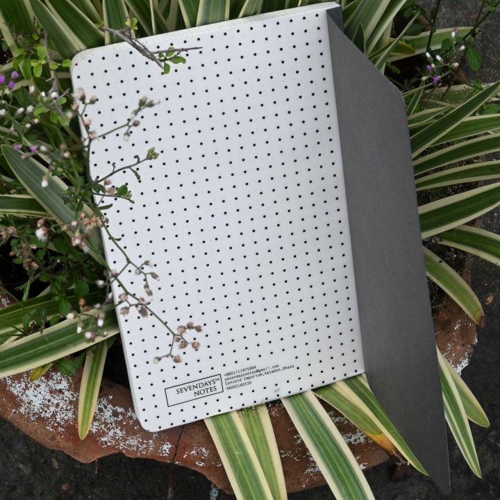 Designer%20Series%20Black%20Dotted%20Notebook%20-%20Image%204