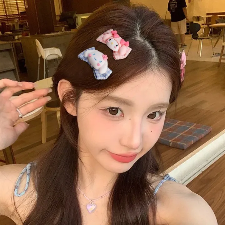 Plaid%20Bow%20Hair%20Clip%20Duckbill%20Clip%20Bangs%20Hair%20Accessories%20Kids%20Kuromi%20Cinnamoroll%20BB%20Barrettes%20Sanrio%20Girl%20Sweet%20Korean%20INS%20Style%20Children%20Kawaii%20Hair%20Pins%20Fabric%20Cartoon%20-%20Image%202