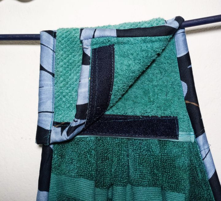 Soft%20Cotton%20Basin%20Towel%20For%20Home-1%20Piece%20Multicolor%20-%20Image%203