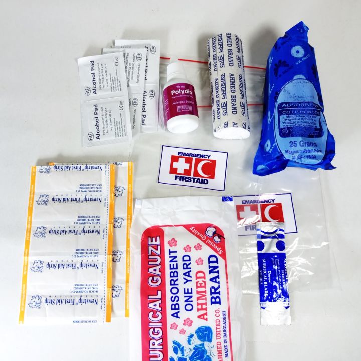 Mini%20First%20Aid%20Kit%20Pack%20with%2025+%20kits%20/%20Medicine%20Pack%20For%20home,%20office%20&%20School.%20-%20Medicine%20Pack%20-%20Image%205