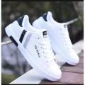 High-Quality Sneakers Men Casual Shoes - Stylish And Lightweight Footwear For Men -On Design For Convenience. 