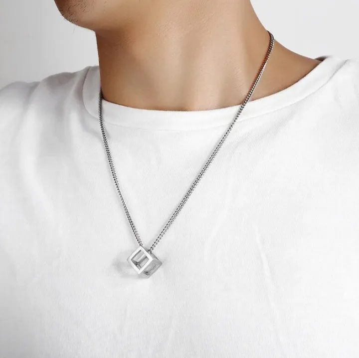 New%20Modal%20Vertical%20Bar%20Fashion%20Necklace%20for%20Men%20-%20Image%204