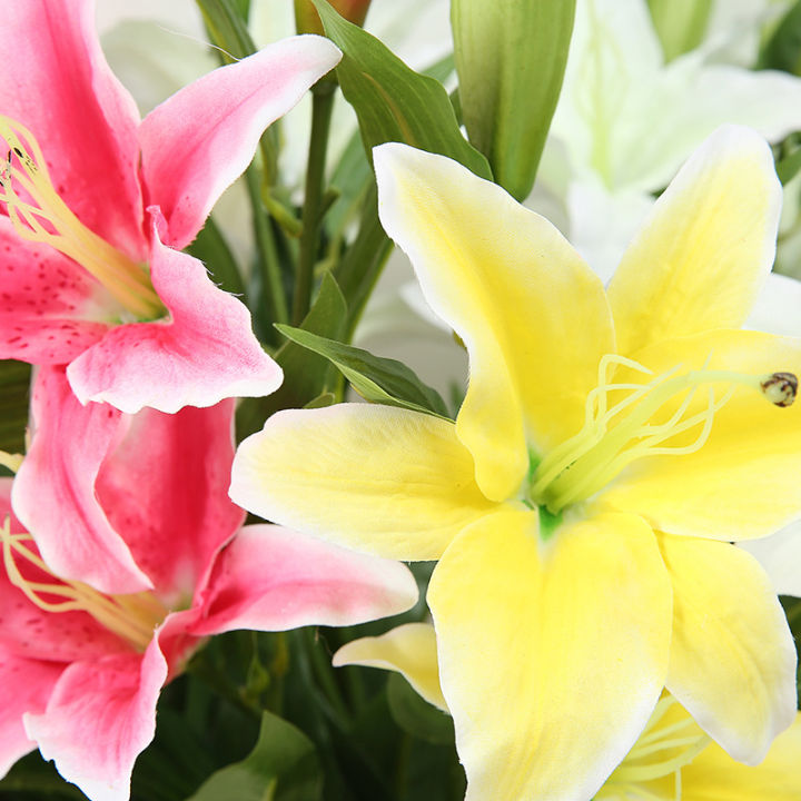 1Pcs%20Artificial%20Silk%20Flower%20Bouquet%20Lily%20Bouquet%20Creative%20Bouquet%20Sweetheart%20Lily%20Send%20Friends%20Fresh%20Living%20Room%20Decoration%20-%20Image%203