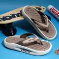 Men's herringbone slippers, summer outdoor thick trend, fashionable new beach men's shoes, soft sole clip feet, couple sandals.