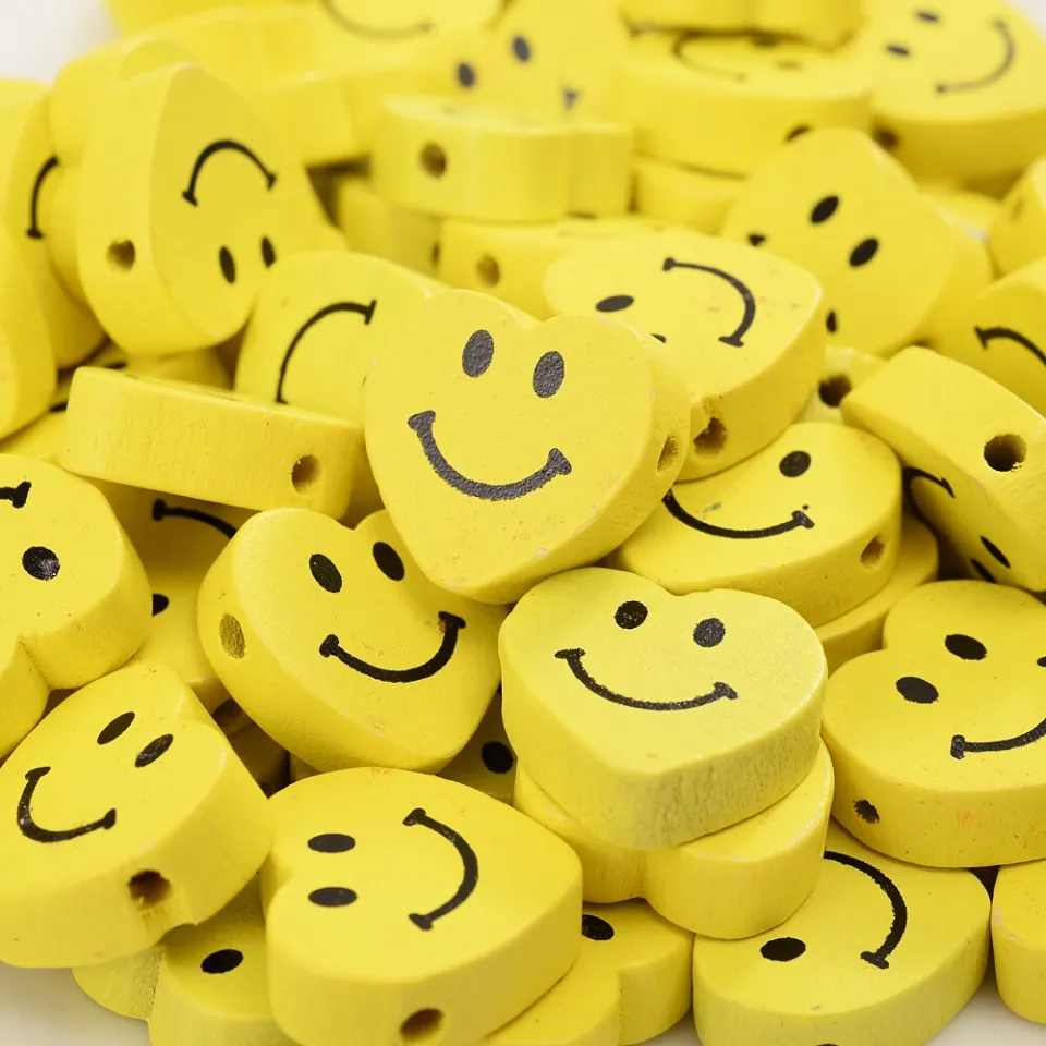 iYOE 30pcs/Lot 18mm Smiley Face Beads Natural Wood Spacer Beads