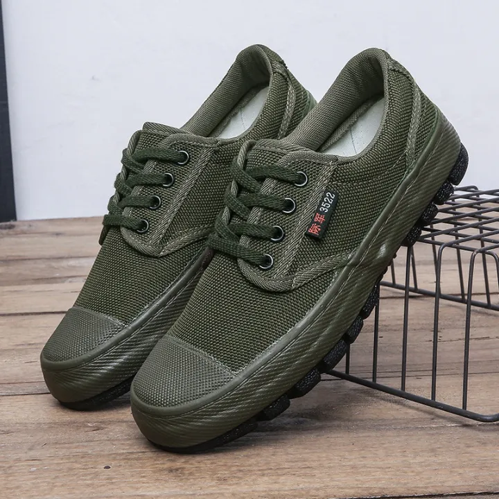 Thickened%20Liberation%20Shoes%20Men's%20Labor%20Protection%20Shoes%20Building%20Construction%20Site%20Shoes%202022%20New%20Rubber%20Shoes%20Wear-Resistant%20Non-Slip%20Breathable%20Canvas%20Shoes%20-%20Image%206