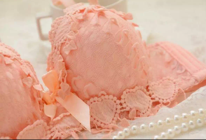 Modern%20Push%20Up%20Bra%20and%20Panty%20Set%20Girl%20Floral%20Lace%20Underwear%20Set%20for%20Women%20-%20Image%205