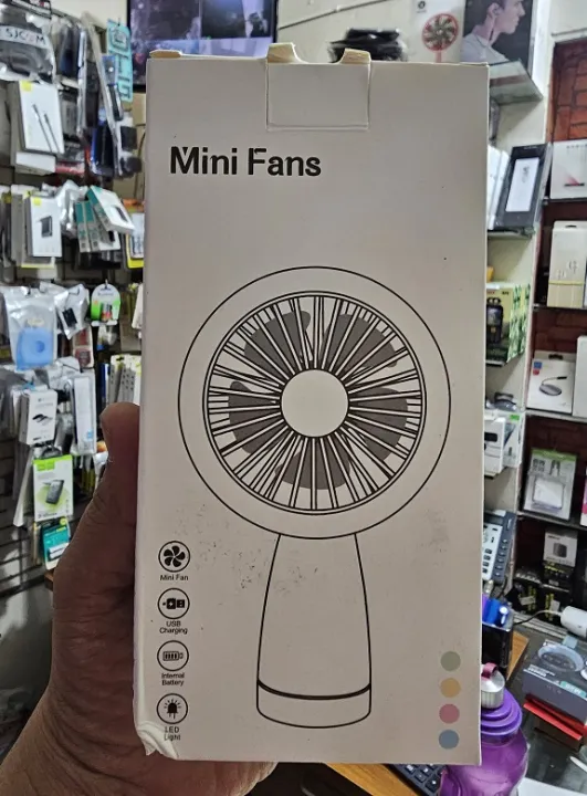 HQ66%20Mini%20Fan%20With%20Light%20Rechargeable%20-%20Image%202