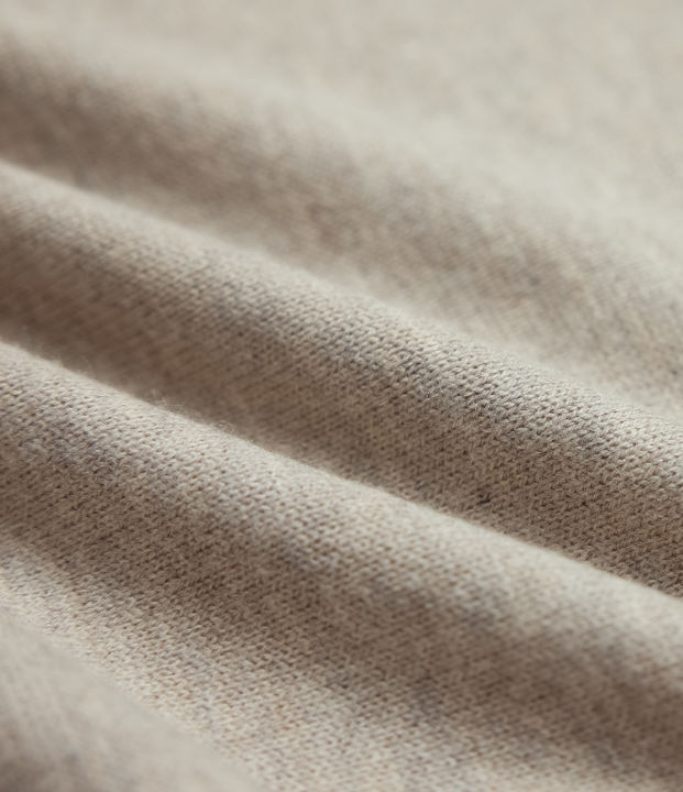 Womens%20Soft%20Knit%20Zip-Up%20Full%20Sleeve%20Sweater%20Hoodie%20with%20Pockets%20From%20Levin%20-%20Image%208