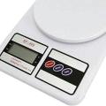 Digital Kitchen Scale – 5 KG - White. 