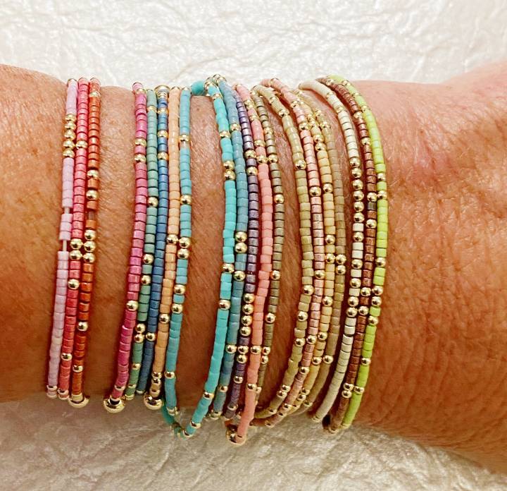 Shinus%20Tiny%20Bead%20Bracelets%202024%20New%20Delicate%20and%20Elegant%20Chain%20Minimalist%20Best%20Friend%20Gift%20Boho%20Jewelry%20For%20Women%20Men%20-%20Image%202