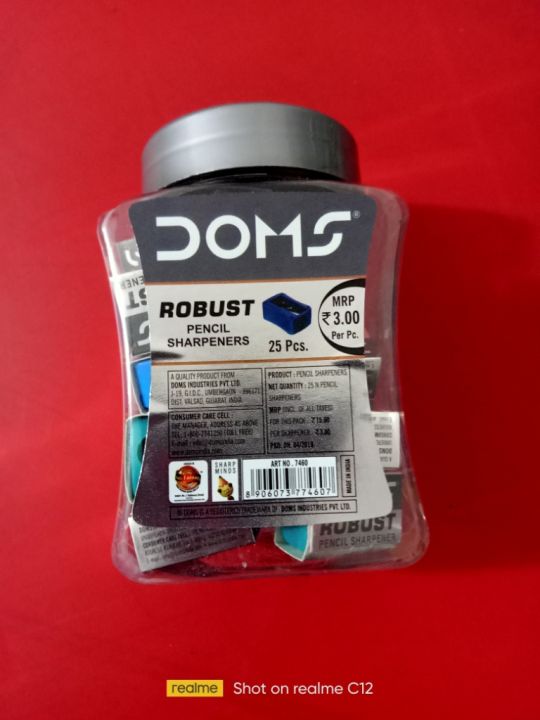 DOMS%20ROBUST%20PENCIL%20SHARPENER%20-%2025%20Pcs%20in%201%20JAR%20-%20Image%208