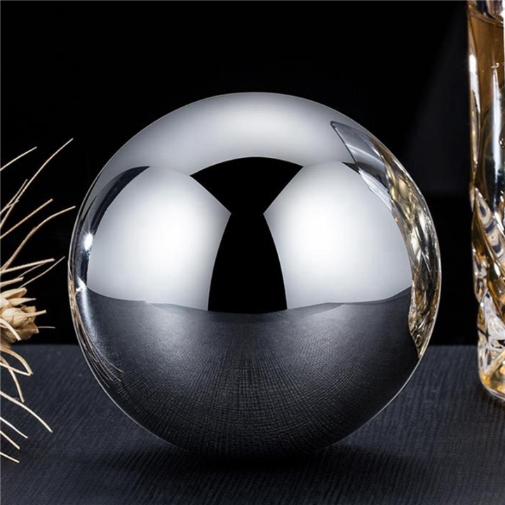4Pcs%20Stainless%20Steel%20Ice%20Cubes%20Quick-Freeze%20Ice%20Balls%20Round%20Kitchen%20Bar%20Utensils%20-%20Image%202