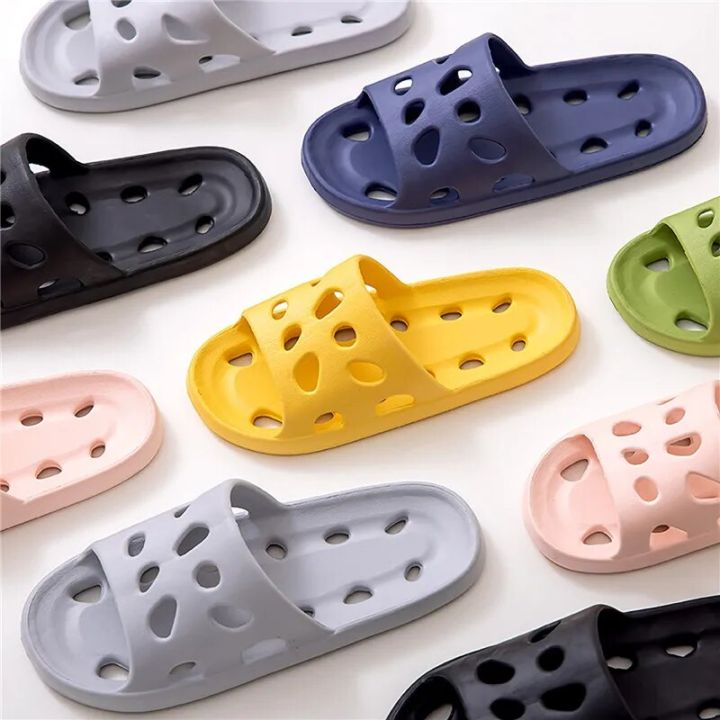 Summer%20Men%20Shower%20Slippers%20Slides%20Bathroom%20Leaking%20Non-Slip%20Indoor%20House%20Thick%20Bottom%20Hole%20Flip%20Flops%20Women%20Quick-Drying%20Slipper%20-%20Image%206