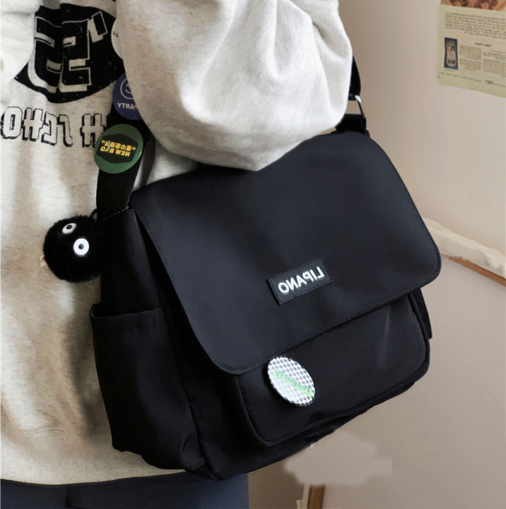 Simple%20Japanese%20Bag%20School%20Student%20Shoulder%20Bag%20Nylon%20Handbags%20Solid%20Color%20Leisure%20Large%20Capacity%20Messenger%20Bag%20Male%20Female%20Bag%20-%20Image%204