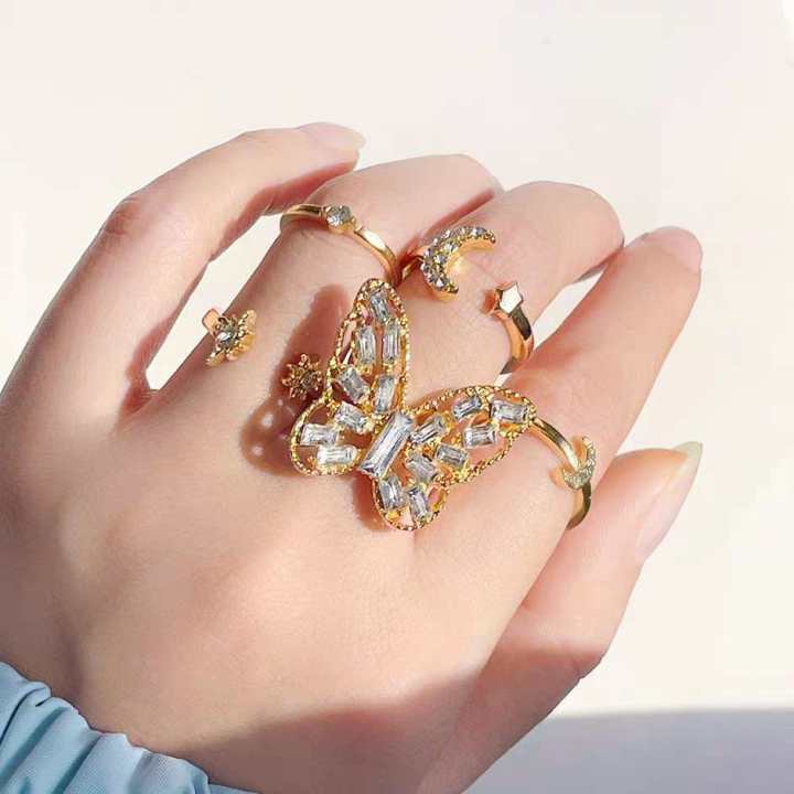 5 Pes Butterfly Ring Set For Women / Fingers Stylish Butterfly Ring Set.