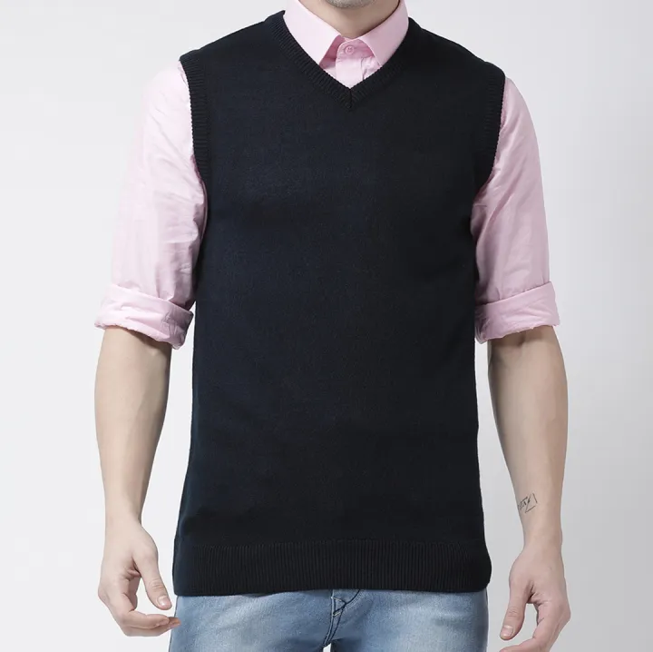 Men's%20Fashionable%20sleeveless%20sweater%20.%20-%20Image%202