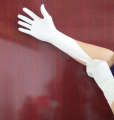 Disposable grade A, thickened food and household PVC gloves, white elongated nitrile rubber, solid beauty latex. 