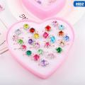 【DM bag factory Store】Adjustable Set For Girls 36pcs Jewelry With Heart Shape Box. 