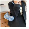 French niche chain bag women's new handbag advanced all-match retro one-shoulder armpit bag.