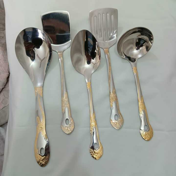 4%20pcs%20set%20or%20any%201%20pcs%20that%20you%20order%20,stainless%20steel%20big%20spoon%20set%20Rice%20spoon,logn%20rice%20spoon,sup%20spoon,%20spatula%20spoon%20golden%20design%20heavy%20quality%20-%20Image%203