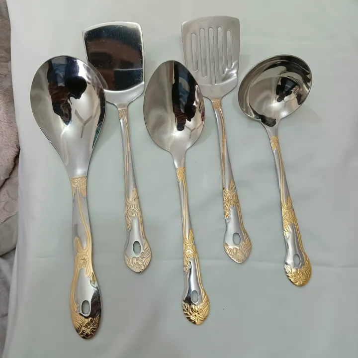 4%20pcs%20set%20or%20any%201%20pcs%20that%20you%20order%20,stainless%20steel%20big%20spoon%20set%20Rice%20spoon,logn%20rice%20spoon,sup%20spoon,%20spatula%20spoon%20golden%20design%20heavy%20quality%20-%20Image%203