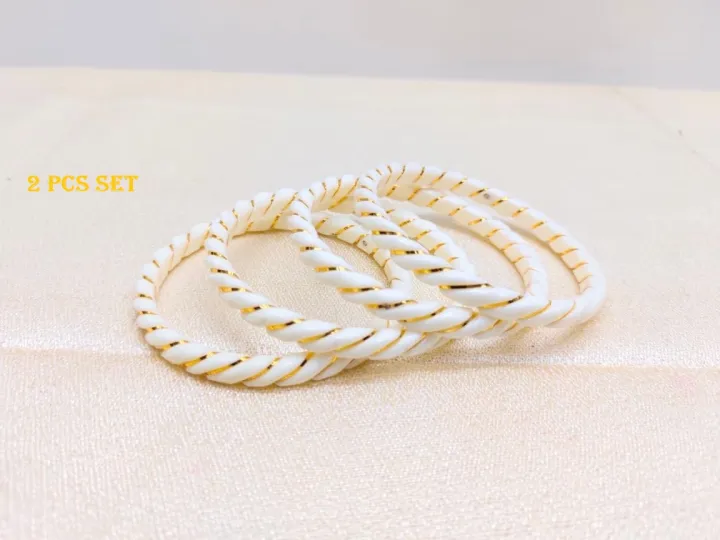 Exclusive%20Design%20Shakha%20Pola%20Bangles%20for%20Women%20,%20Sada%20Sakha%20Churi.%20Party%20,%20Wedding%20,%20Anniversary%20,%20Druga%20Puja%20&%20All%20Time%20Use%20Sakha%20Bangles.%20CD:Y5.%20-%20Image%203