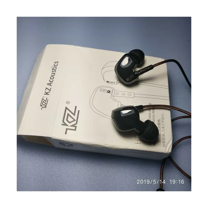 KZ%20HD9%20HiFi%20Sport%20Earphones%20with%20Copper%20Earhook%20and%20In%20Ear%20Headphone%20Design%20-%20Image%208