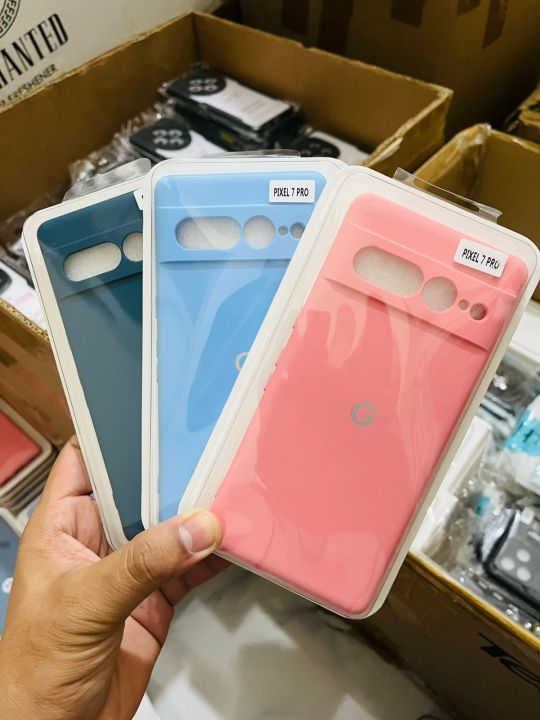 Google%20Pixel%207%20Pro%20Back%20Cover%20With%20Magsafe%20Premium%20Quality%20Back%20Case%20Hard%20Protection%20with%20Camera%20Bump%20Google%20Pixel7Pro%20Back%20Case%20Golden%20Shine%20Refelect%20In%20Outdoor%20-%20Image%203