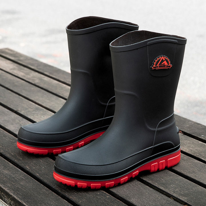 New%20men's%20waterproof%20shoes,%20rain%20boots,%20non-slip%20rain%20boots,%20medium%20fashion%20rubber%20shoes,%20Korean%20version%20of%20the%20foot,%20casual%20wholesale%20cross-border%20-%20Image%202