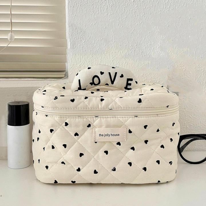 Cute%20Style%20Cosmetic%20Bag%20Trendy%20South%20Korean%20Japanese%20Design%20Makeup%20Bag%20Ins%20Love%20Large%20Capacity%20Storage%20Bag%20for%20Travel%20Daily%20Use%20Beauty%20Enthusiasts%20Organizational%20Aid%20Gifting%20-%20Image%204