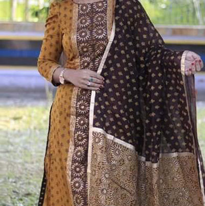 Joypuri%20Cotton%20Unstitched%20Skin%20Print%20High%20Quality%20Three%20Piece%20For%20Women%20-%203%20Pice%20Dress%20-%20Image%203