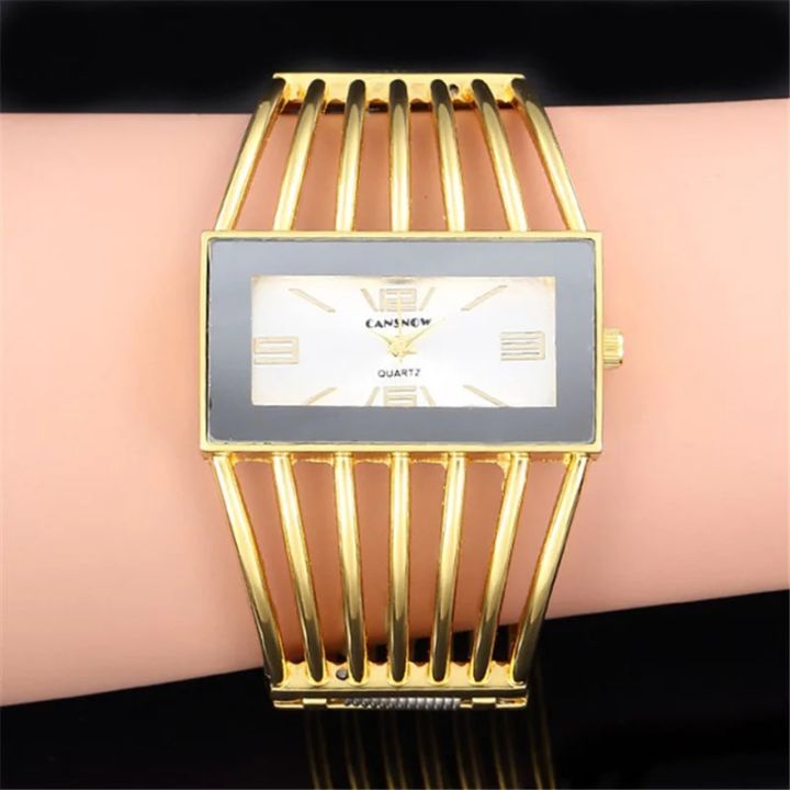 Women's%20Fashion%20Quartz%20Watch%20Girls'%20Hollow%20Out%20Bracelet%20Creative%20Metal%20Lady%20Versatile%20Trend%20Wristwatches%20-%20Image%205
