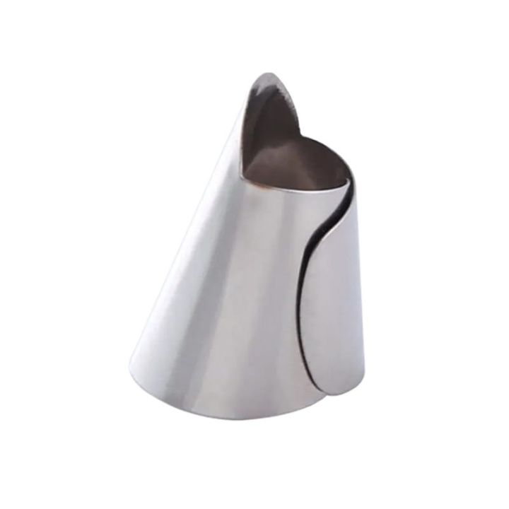 Enhance%20Kitchen%20Safety%20with%20Stainless%20Steel%20Finger%20Protectors%20-%20Essential%20Tools%20for%20Cutting,%20Shelling,%20and%20Peeling/%20-%20Image%207