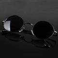 Round Shape Sunglasses.
