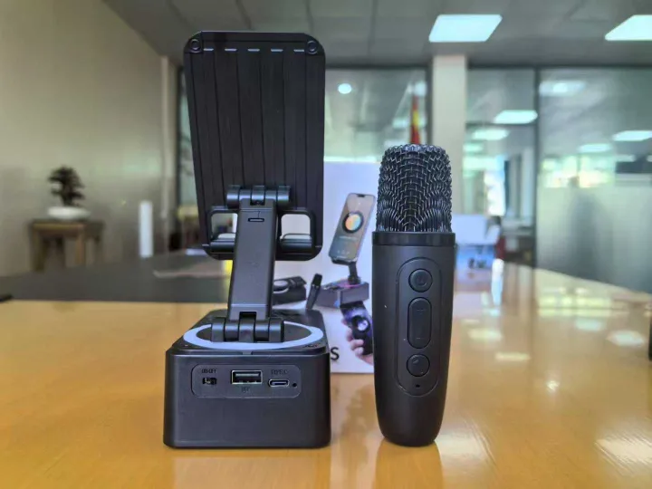 K-18%203%20in%201%20V%205.3%20Rotary%20Bracket%20Wireless%20Microphone%20Wireless%20Speaker%20Loud%20Audio%20HIFI%20BASS%20K18%20BT%20Speaker%20-%20Image%202
