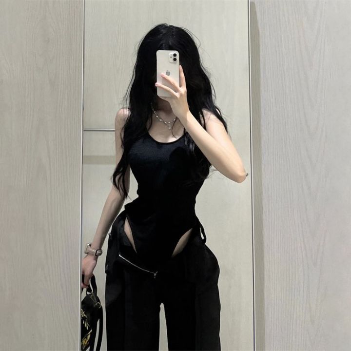 Sweet%20Cool%20Style%20Backless%20Slim%20Fit%20One-Piece%20Vest%20Top%20Korean%20Style%20High%20Waist%20Wide%20Leg%20Straight%20Suit%20Pants%20Hot%20Girl%20Summer%20Suit%20for%20Women%20-%20Image%204