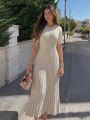 Elegant Ribbed Knitted Long Dress Women Casual O-neck Short Sleeve Bodycon Dresses 2023 Autumn Ladies Pleated A-line Maxi Robe. 
