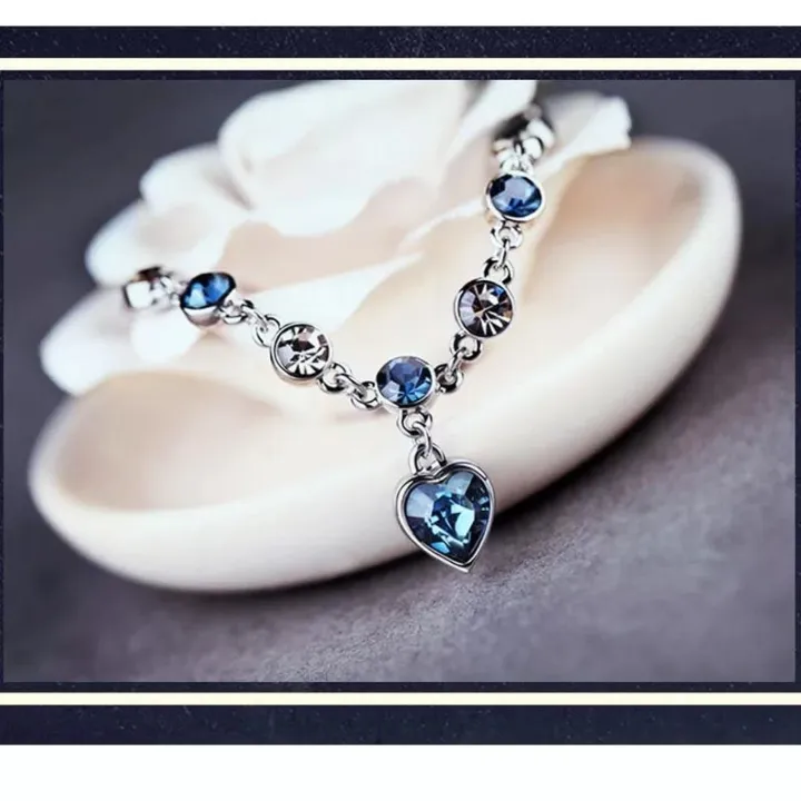 Ocean%20Heart%20Bracelet%20Blue%20Rhinestone%20-%20Image%204